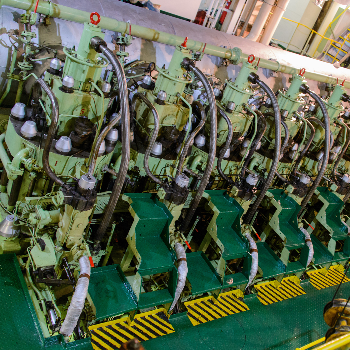 Shipbuilding-Industry-Power-Systems-Page-Block-Image.png