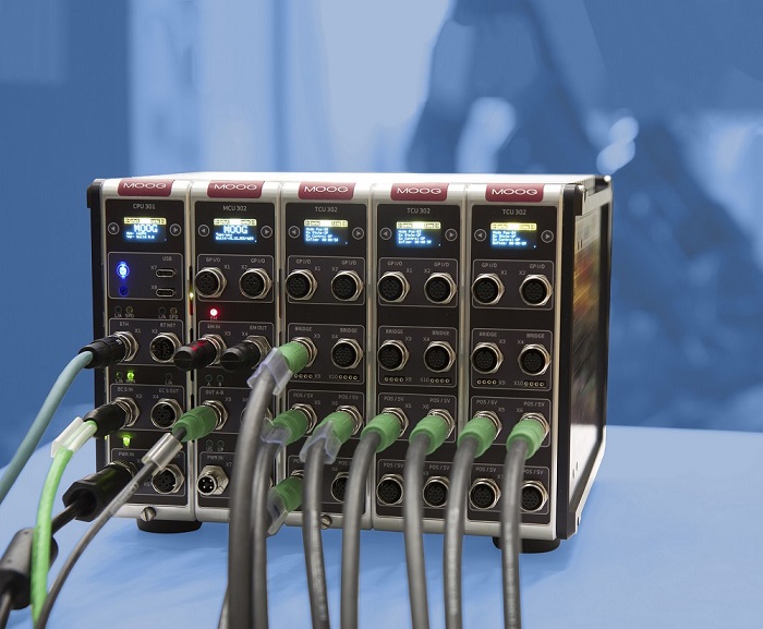 Moog-Test-Controller-Stuttgart