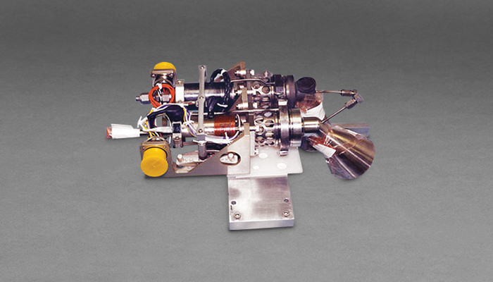 101-104-1-Monopropellant-Thrusters-grey-bckgrd-700x400.psd